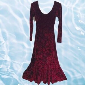 Vintage red velvet long sleeve spandex dress